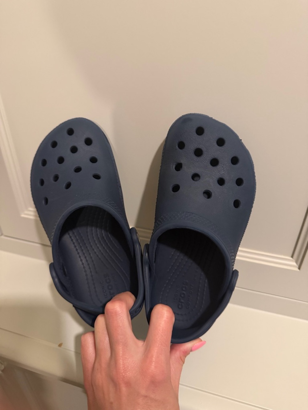 CROCS Navy Classic Clogs